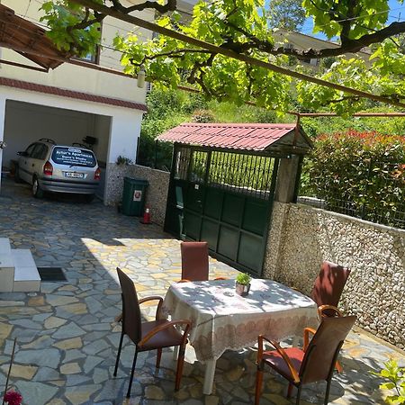 Artur'S Apartment 2 Gjirokastër 외부 사진