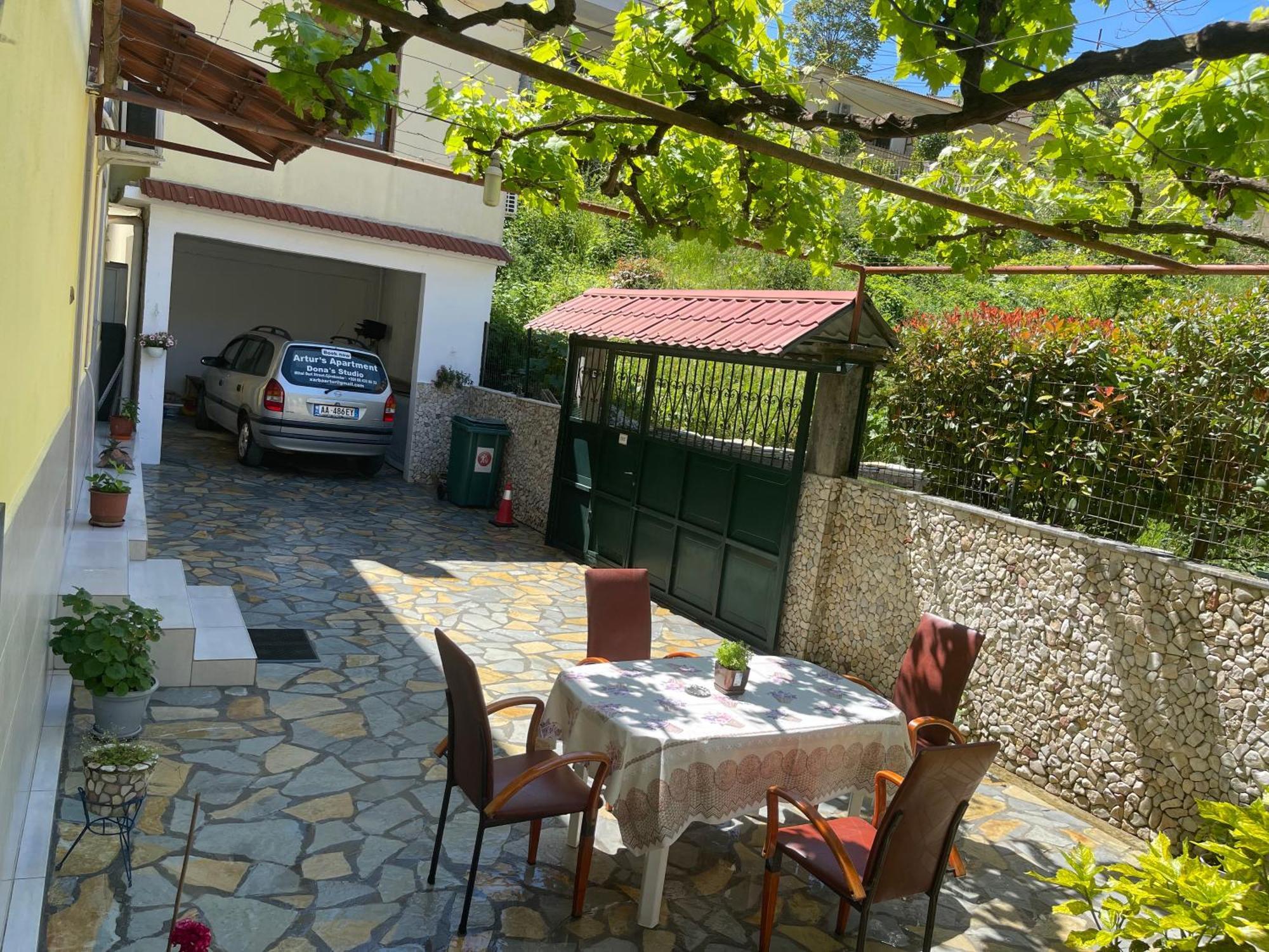 Artur'S Apartment 2 Gjirokastër 외부 사진