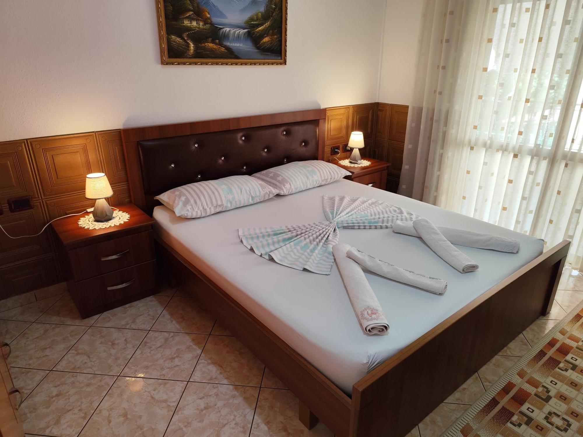 Artur'S Apartment 2 Gjirokastër 외부 사진